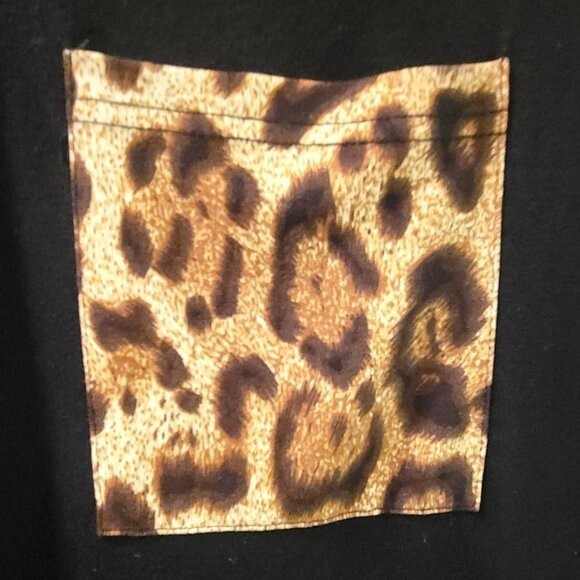 Blooming Jelly Black and Leopard Print Tee - Picture 6 of 11